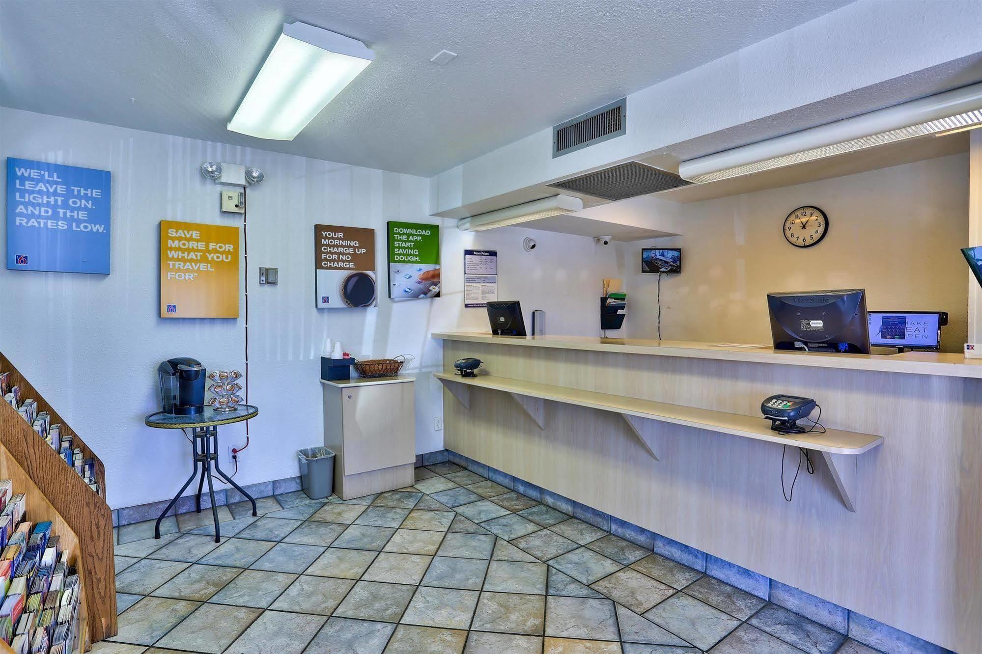 Motel 6-Kingman, Az - Route 66 East المظهر الخارجي الصورة