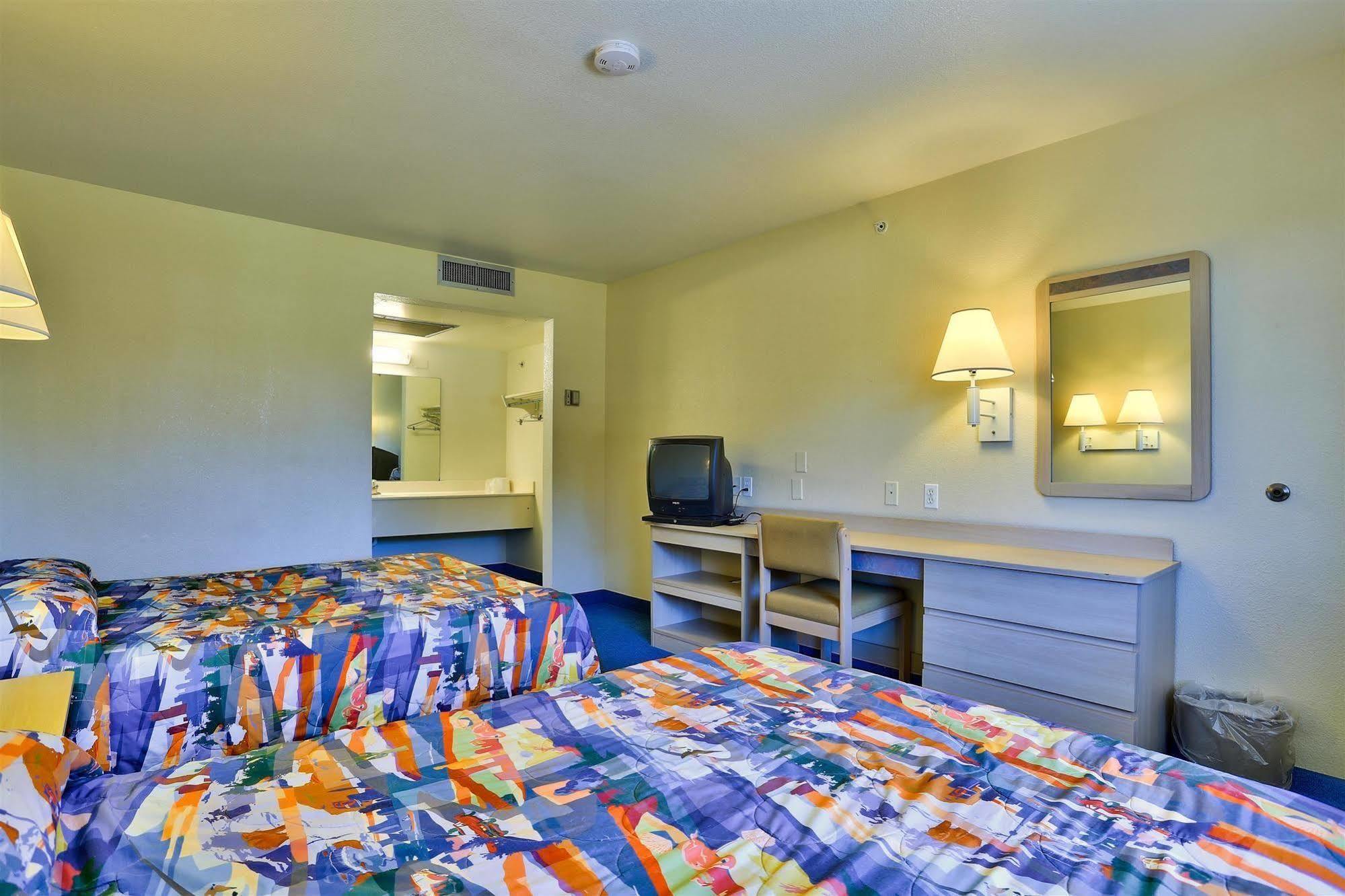 Motel 6-Kingman, Az - Route 66 East المظهر الخارجي الصورة